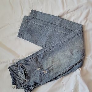 AEROPOSTALE lightly distressed jeans